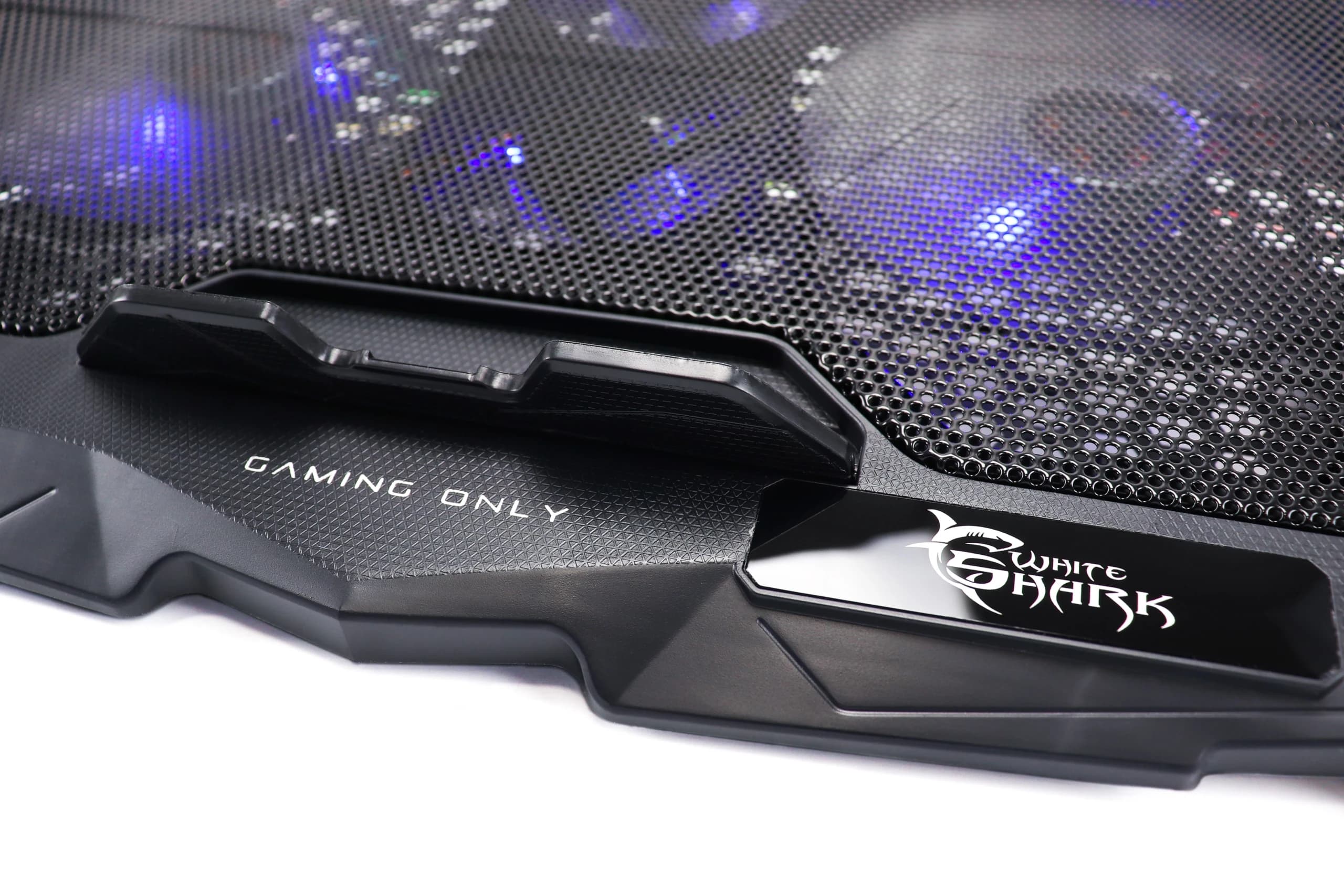 Hladnjak za laptop White Shark Ice Warrior do 17,3''