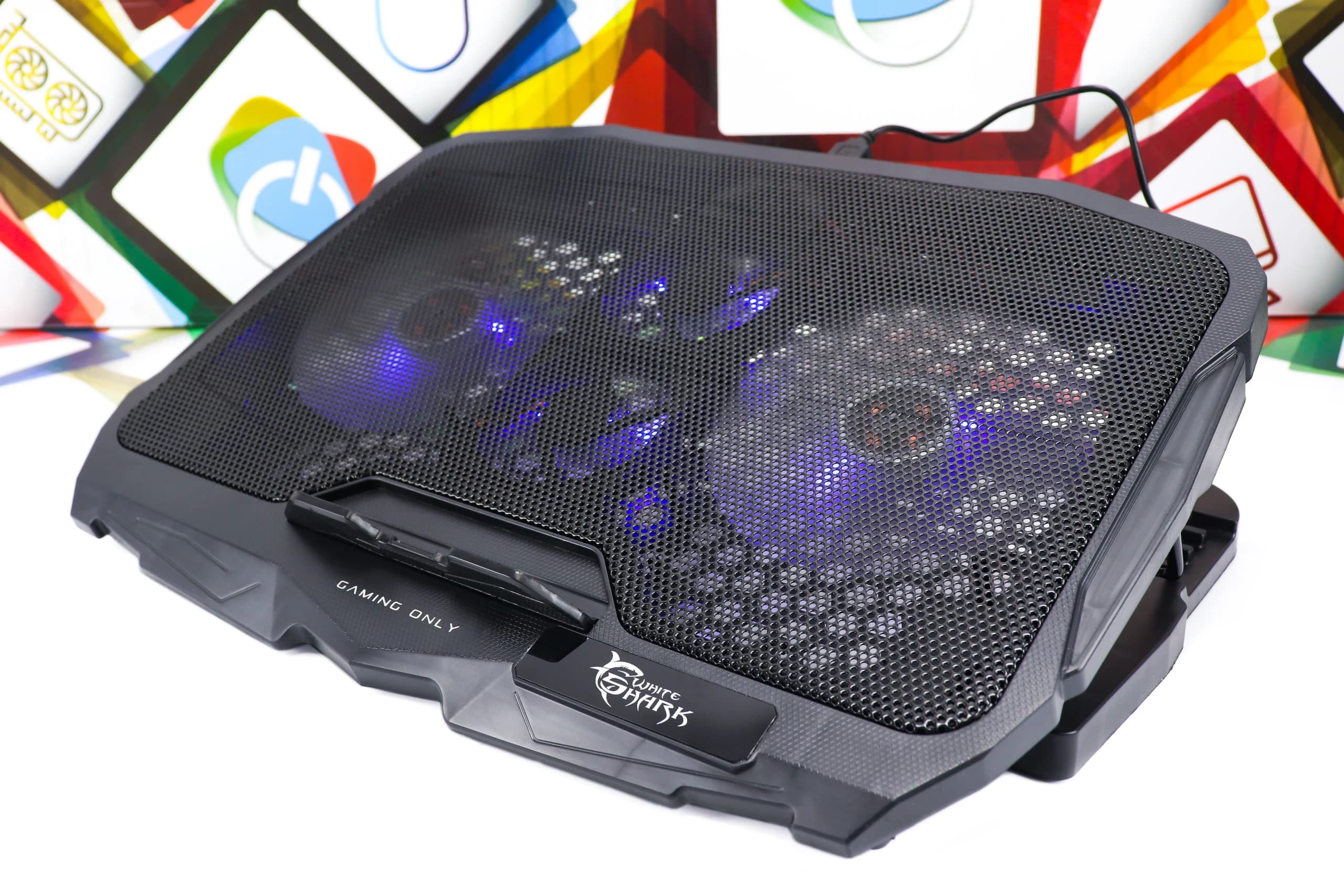 Hladnjak za laptop White Shark Ice Warrior do 17,3''