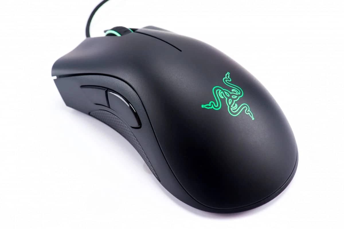 Gaming miš Razer Deathadder Essential crni