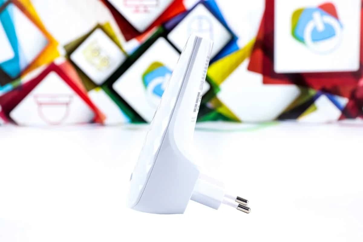 Range extender pojačivač dometa TP-Link AC750 RE200