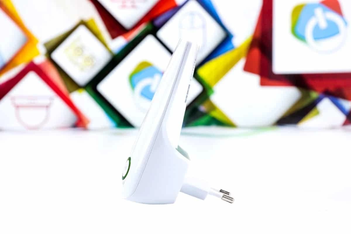 Range extender pojačivač dometa TP-Link N300 TL-WA854RE