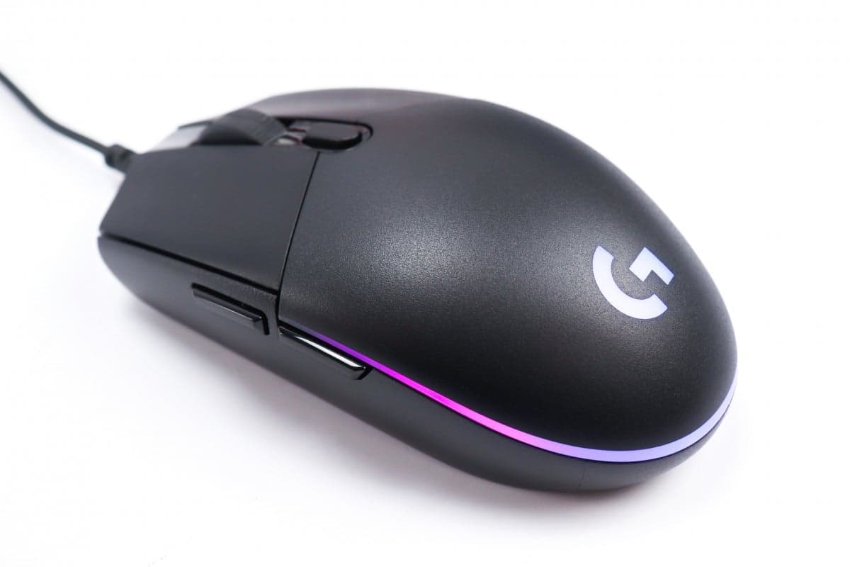 Miš Logitech LightSync G102 8000dpi RGB LED crni