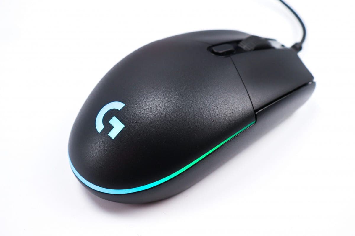 Miš Logitech LightSync G102 8000dpi RGB LED crni