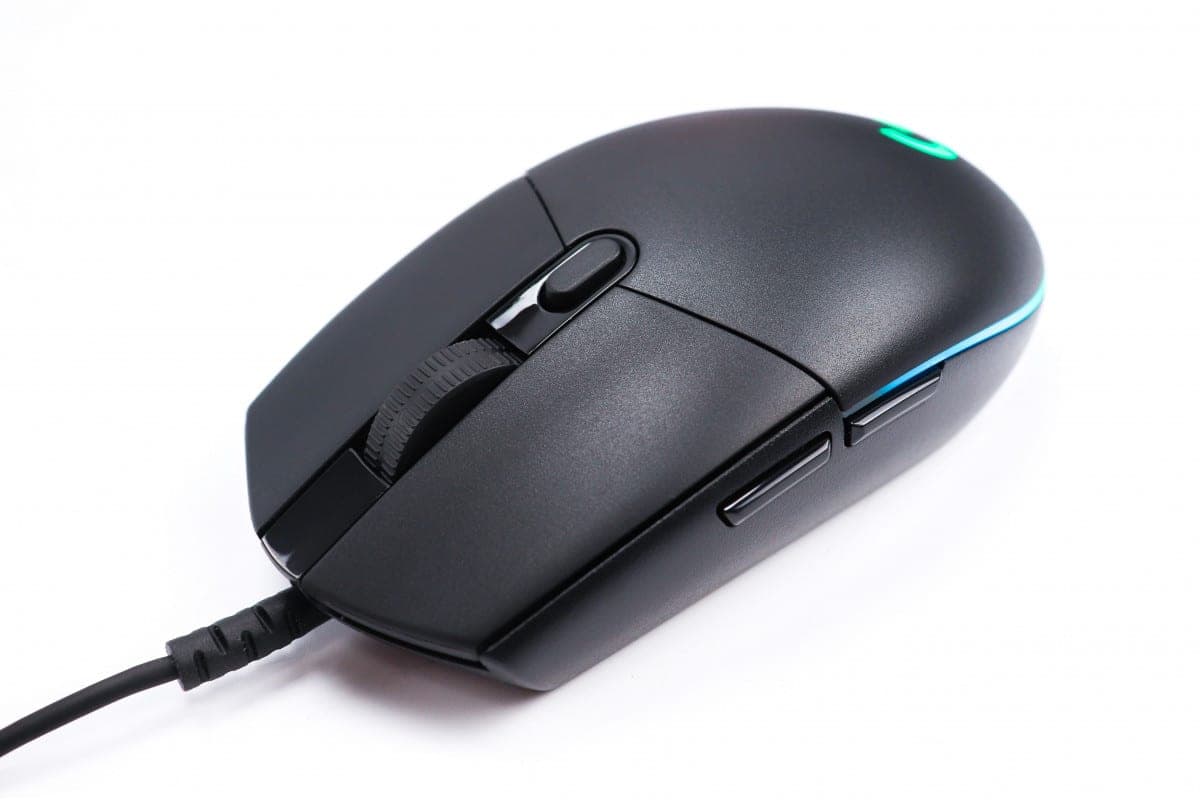 Miš Logitech LightSync G102 8000dpi RGB LED crni