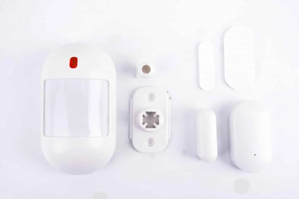 ALARM 5532 TOUCH WiFi bijeli