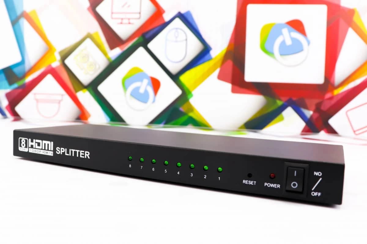 HDMI splitter 1x8