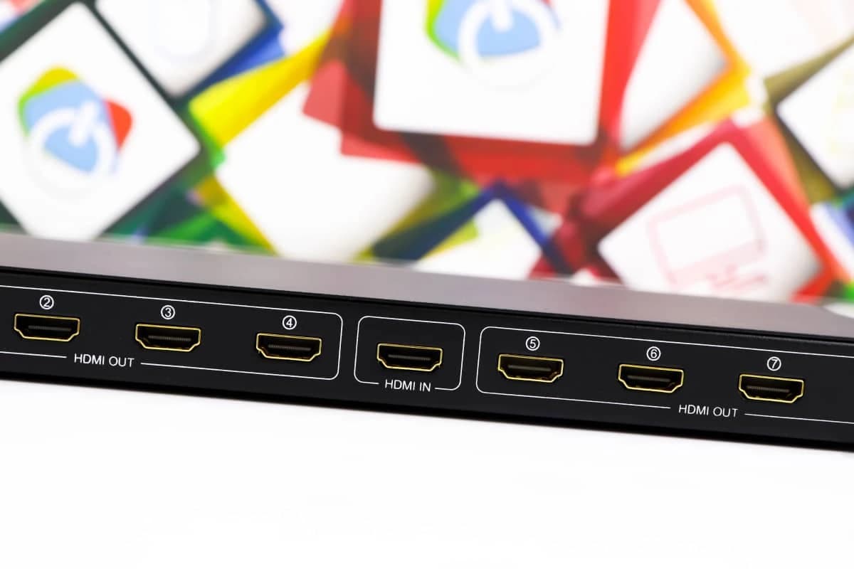 HDMI splitter 1x8
