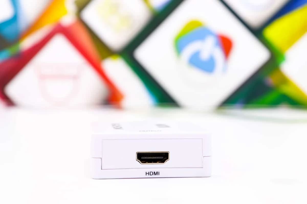 VGA - HDMI FHD Video Converter adapter