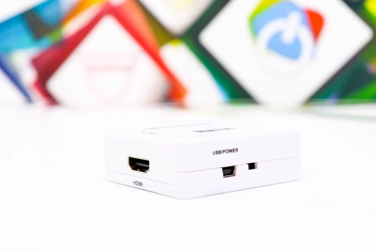 VGA - HDMI FHD Video Converter adapter