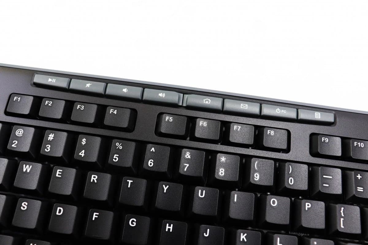 Tipkovnica i miš bežični Logitech MK270