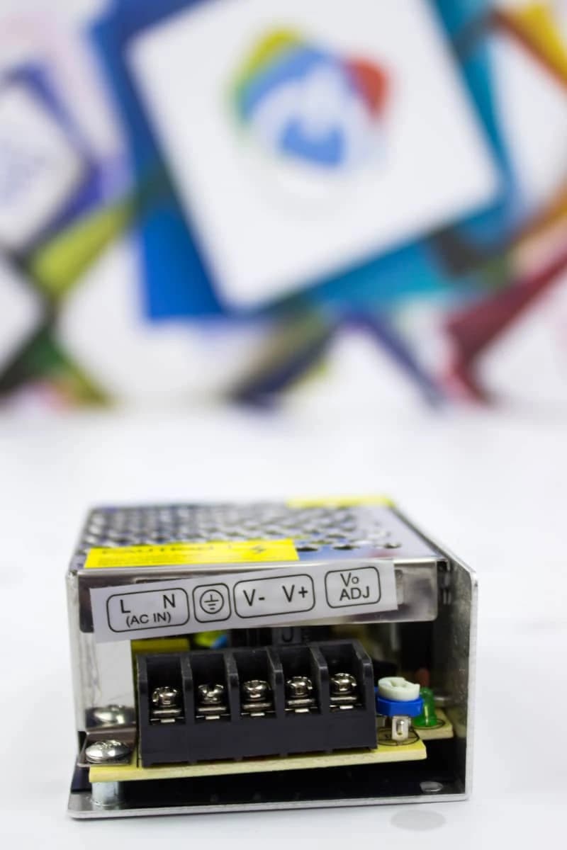 AC adapter napajanje 12V 2A 24W LED videonadzor