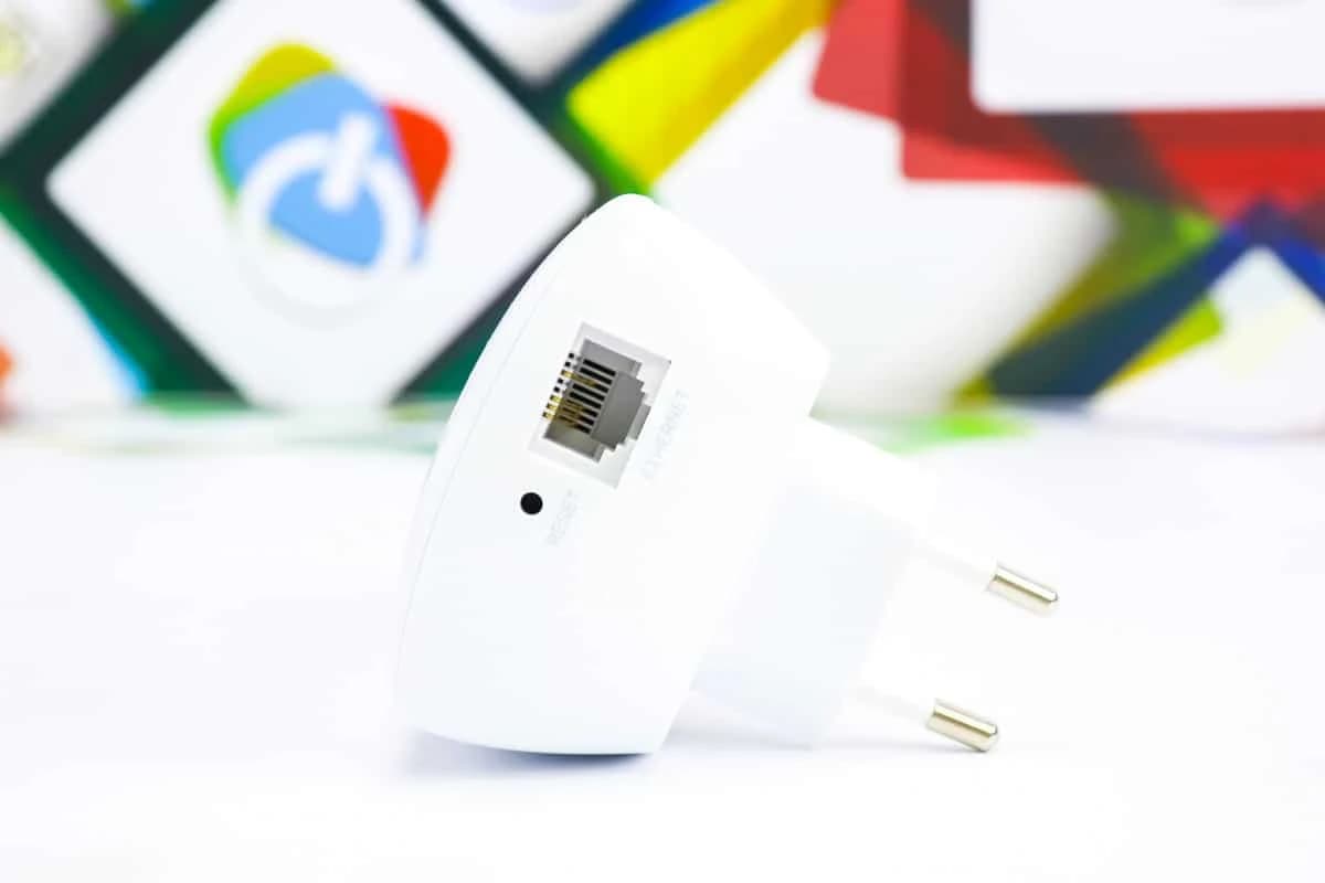 Range extender pojačivač dometa TP-Link TL-WA850RE