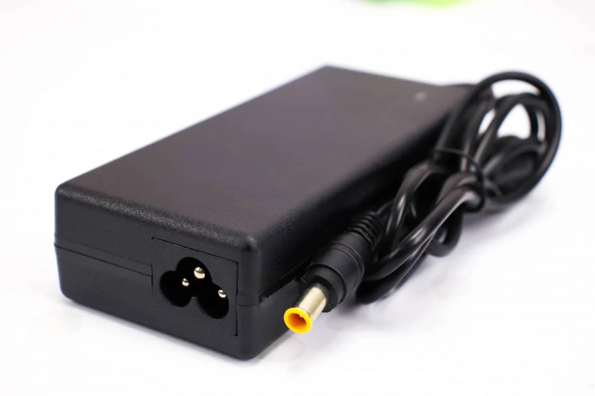 Punjač za laptop Sony 19,5V 4,7A 90W 6,0x4,4mm