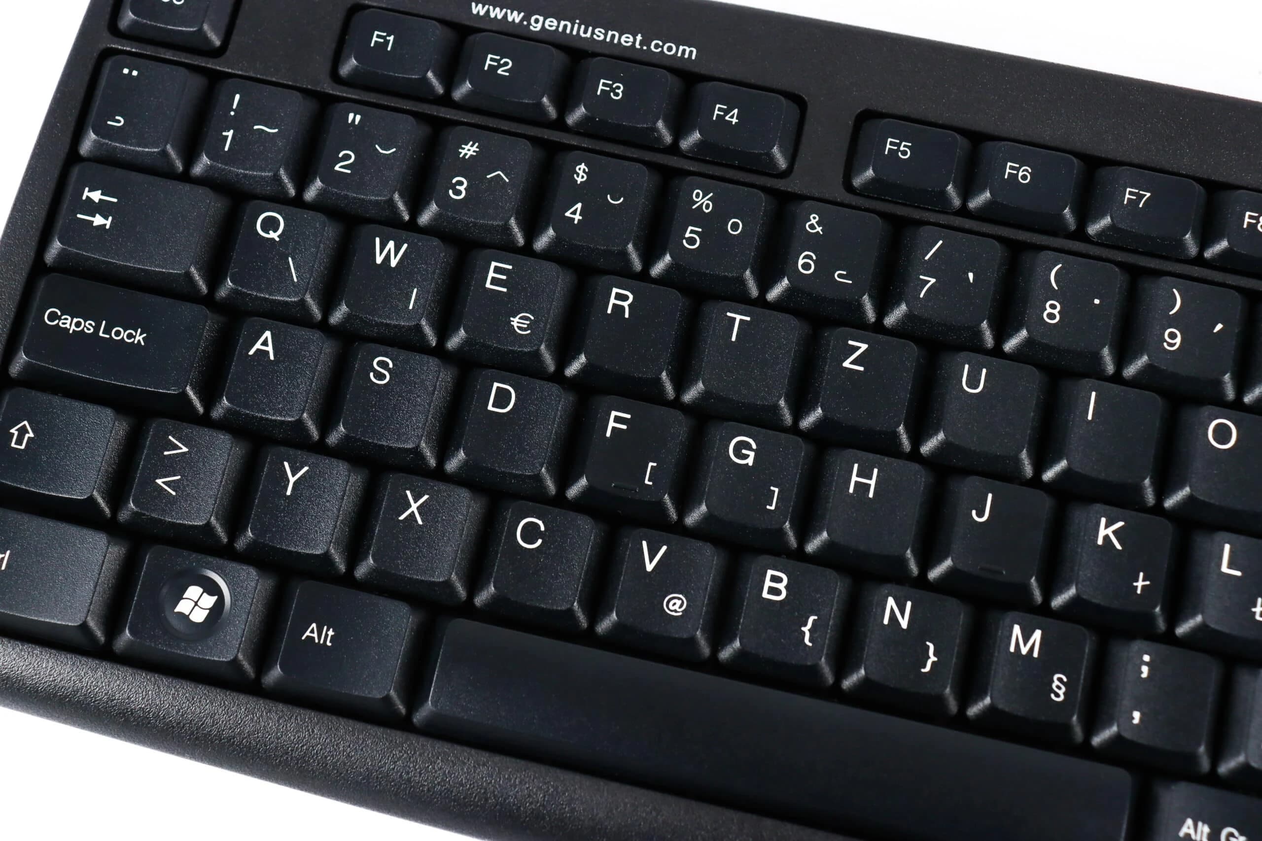 Tipkovnica Genius KB-06XE PS/2 crna