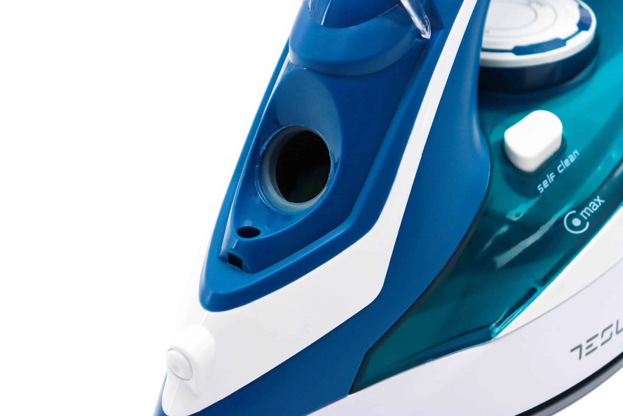 Pegla na paru Tesla Iron IR300BL 2400W