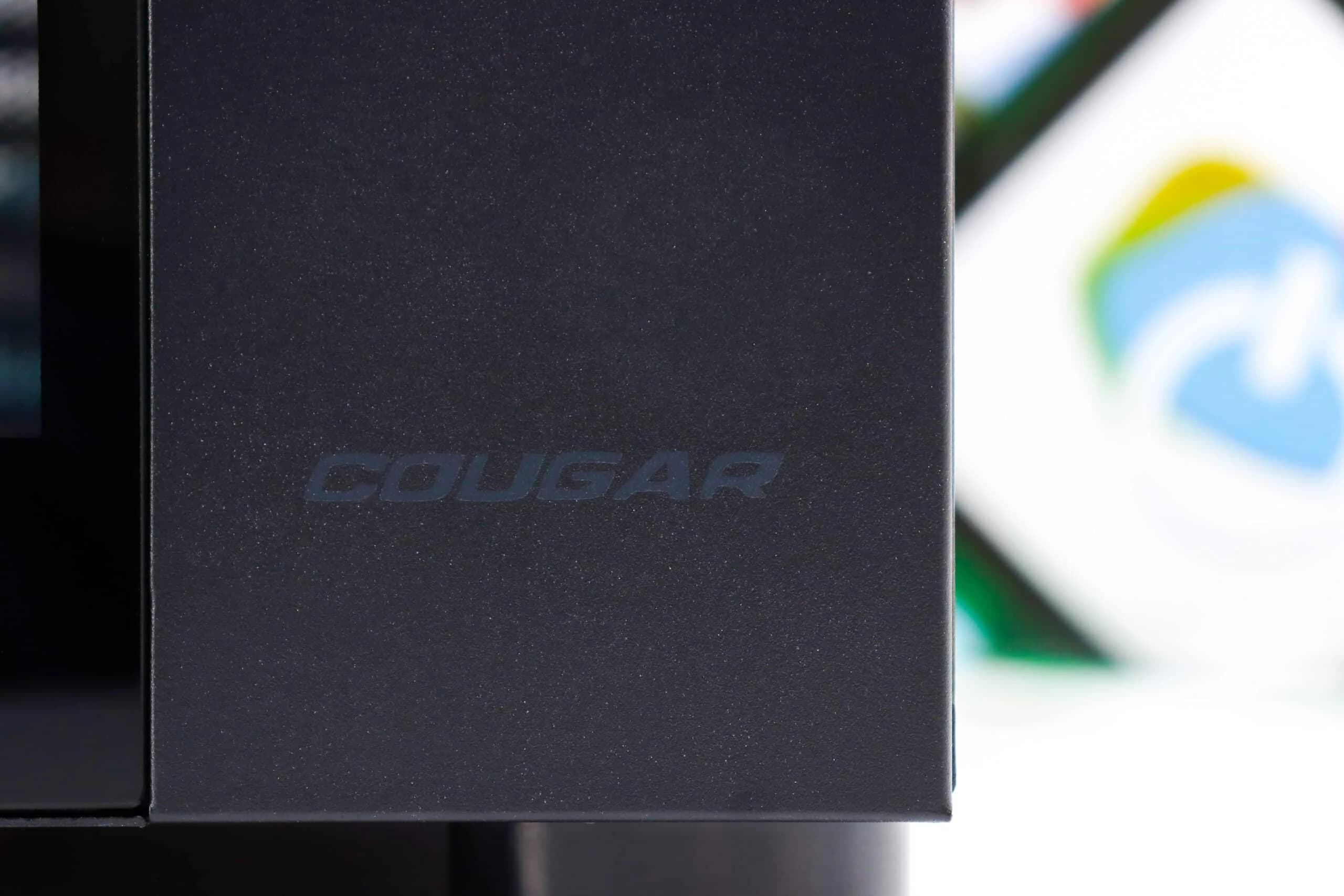 Kućište Cougar detalj 9
