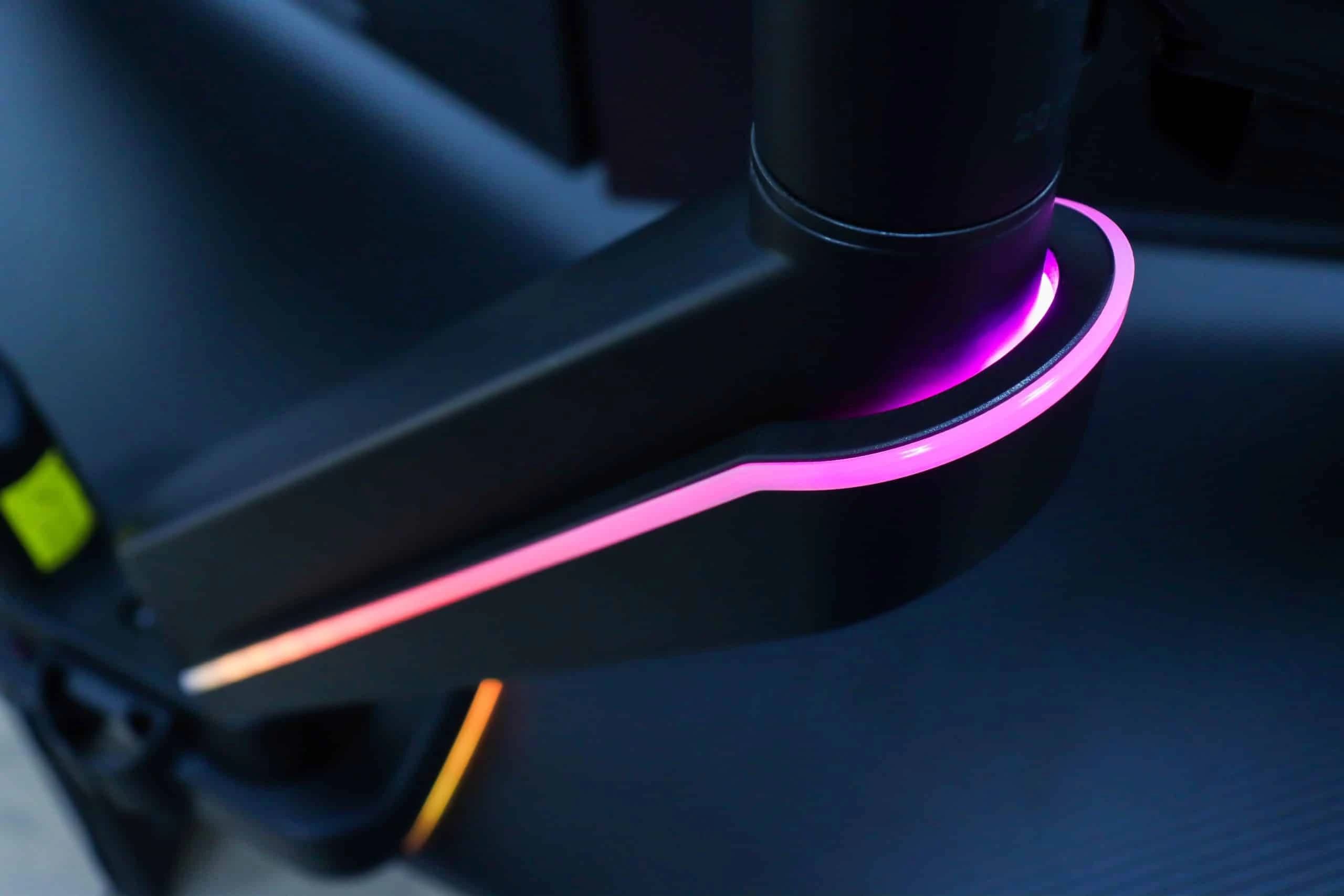 Stolni nosač za monitore dvostruki s RGB osvjetljenjem