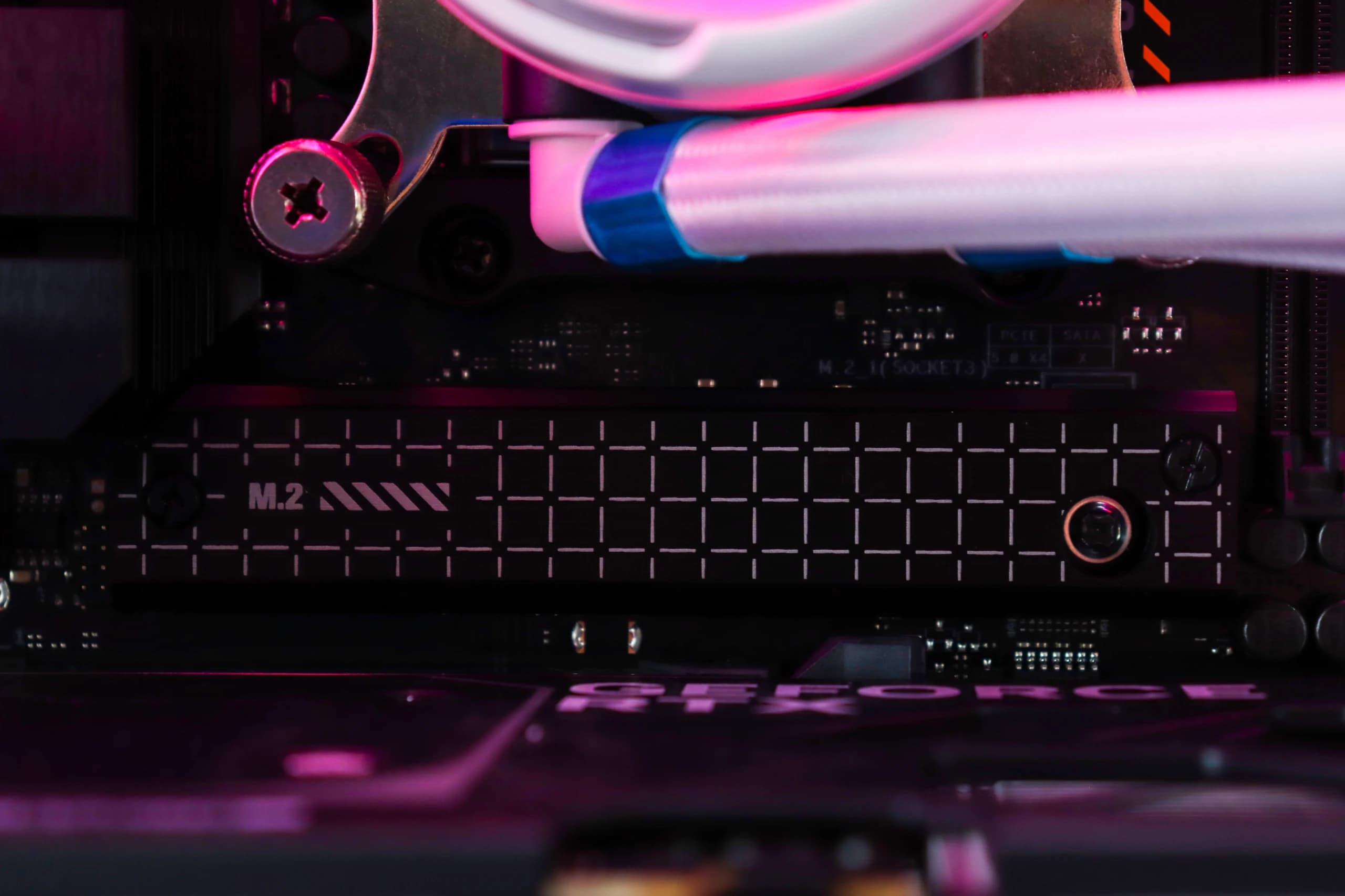 Gaming PC CS087-01 R5 9600X RTX 5060 1TB SSD 16GB DDR5