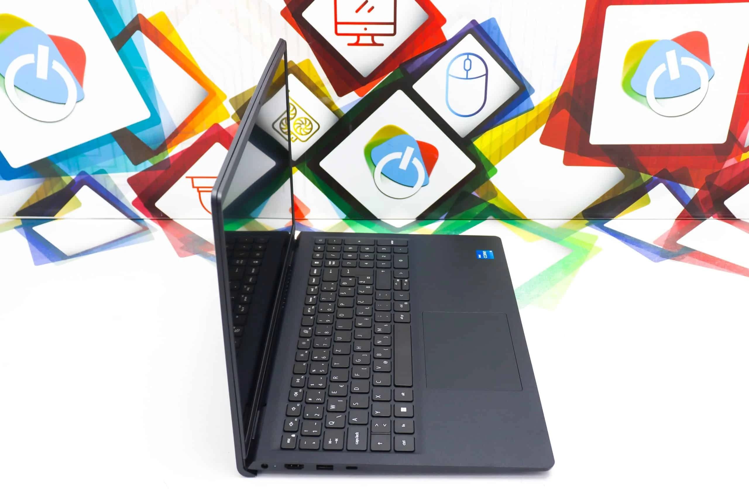 Laptop Dell 15 DC 15250 i5-1334U 512GB SSD 8GB DDR4 15,6'' 120Hz