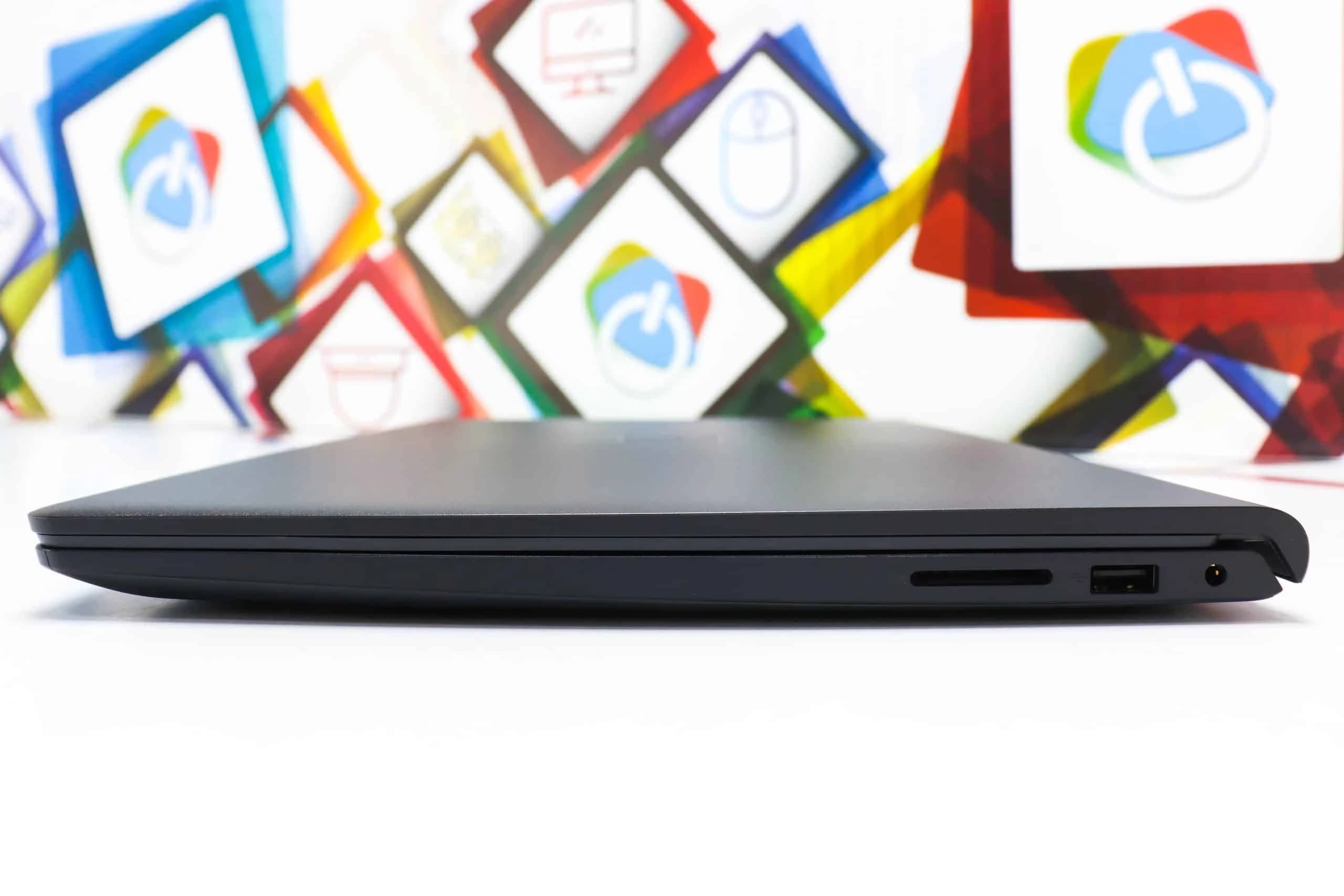 Laptop Dell 15 DC 15250 i5-1334U 512GB SSD 8GB DDR4 15,6'' 120Hz