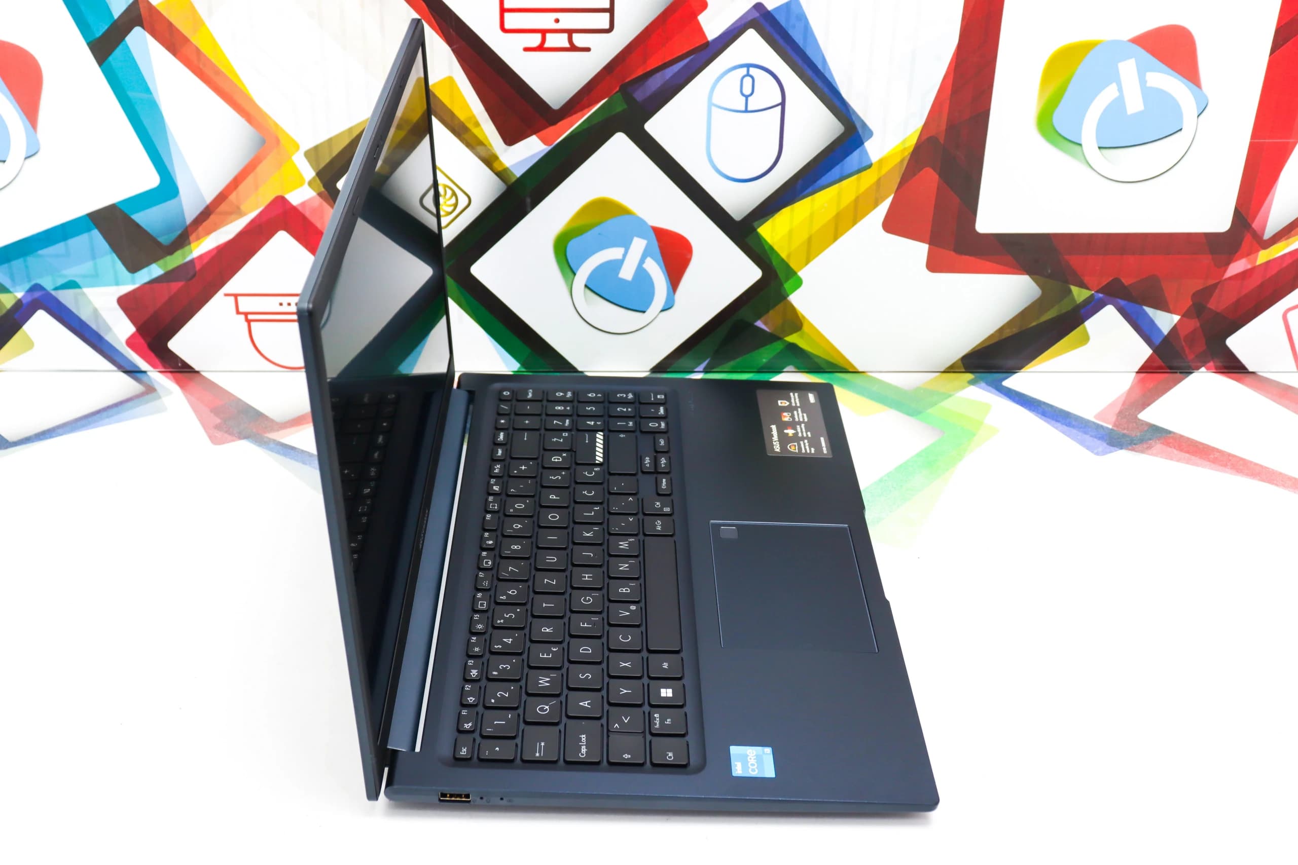 Laptop Asus X1504V i3-1315U 16GB DDR4 512GB SSD 15,6"