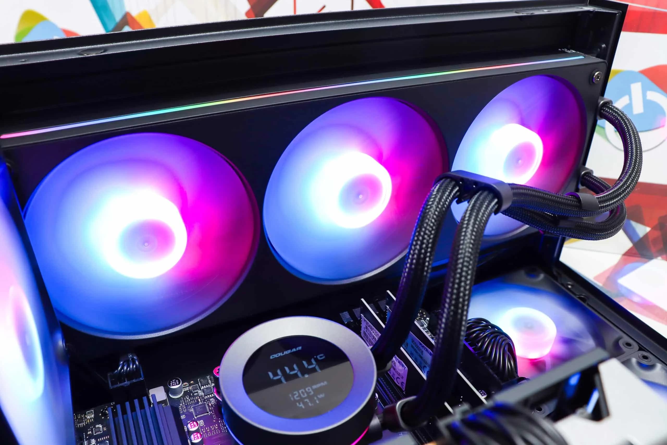 Gaming PC Cougar FV150-10 R7 5800X RTX 5060 1TB SSD 16GB DDR4