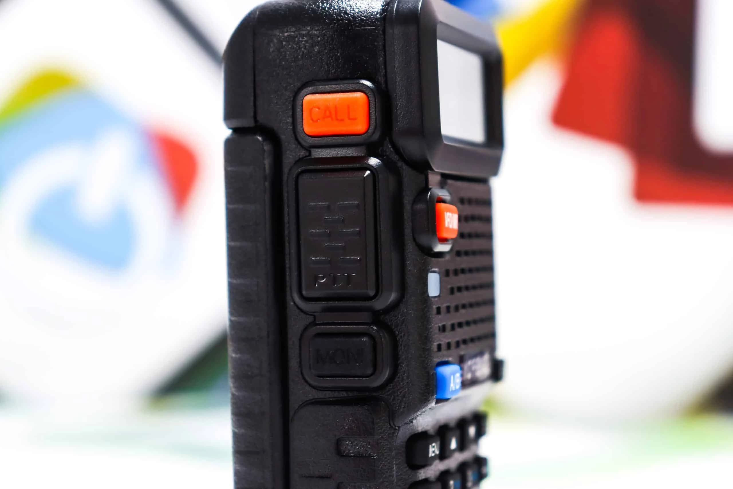 Voki toki Baofeng UV-5R 5W KR990260CN