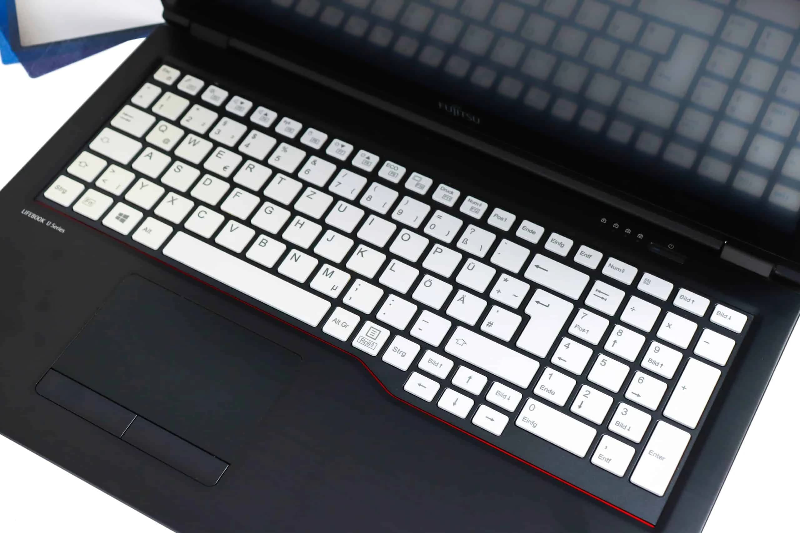 Laptop Fujitsu LifeBook U758 i5-8365u 256GB SSD 8GB DDR4 15,6" Touchscreen