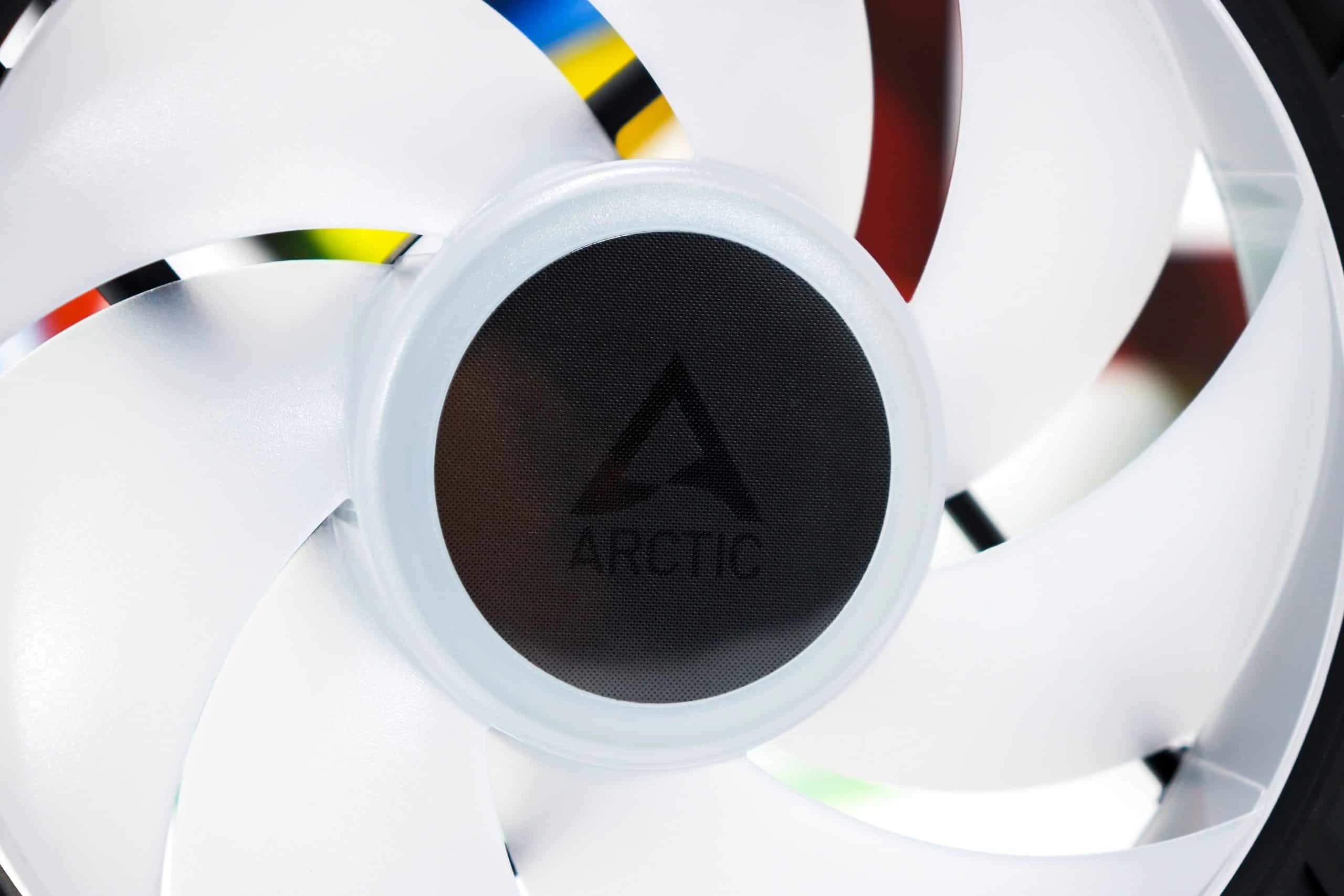 Cooler za kućište Arctic P14 Pro A-RGB 140mm 3-pack White