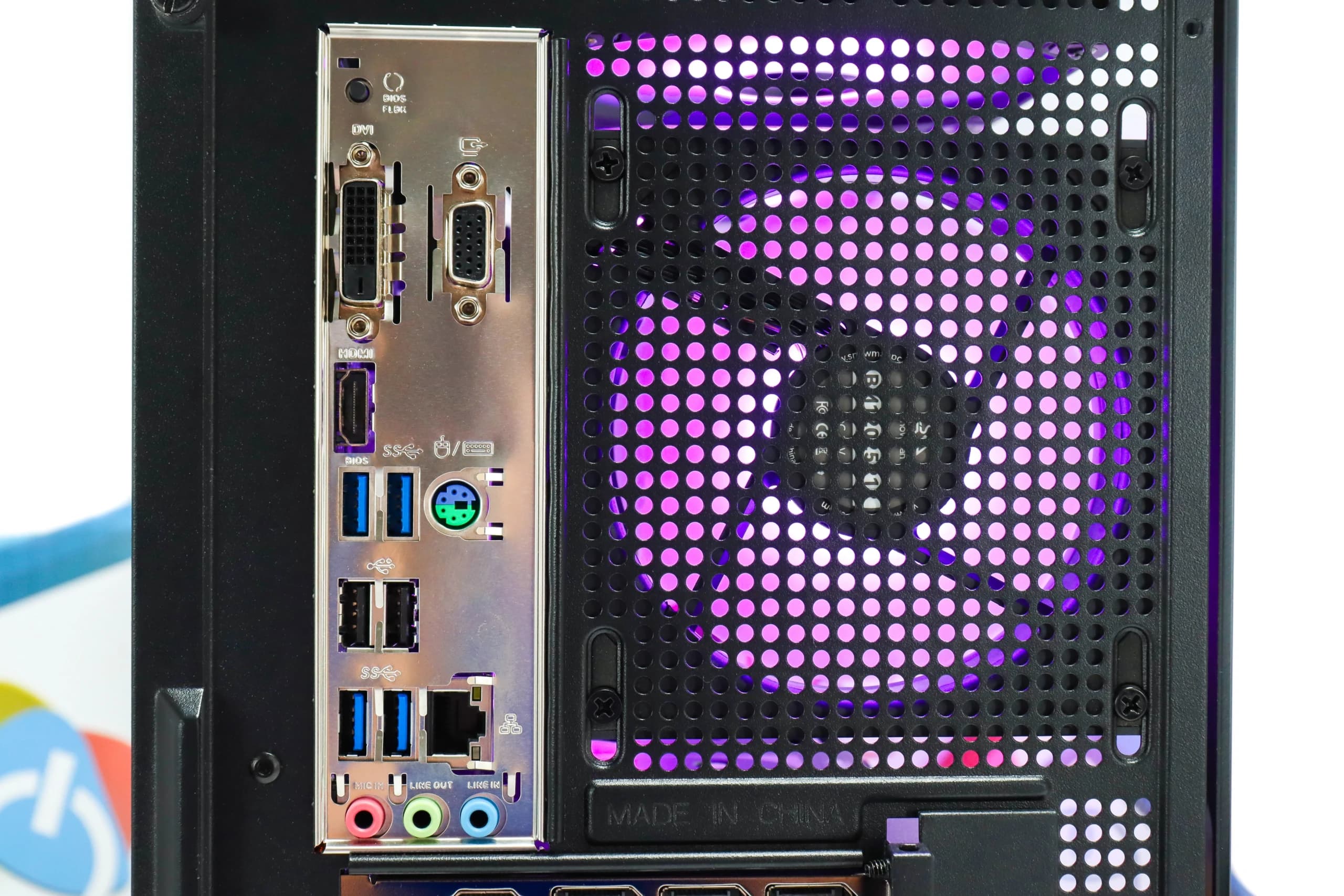 Gaming PC CS087-02 R5 5700X RTX 5060 512GB SSD 32GB DDR5