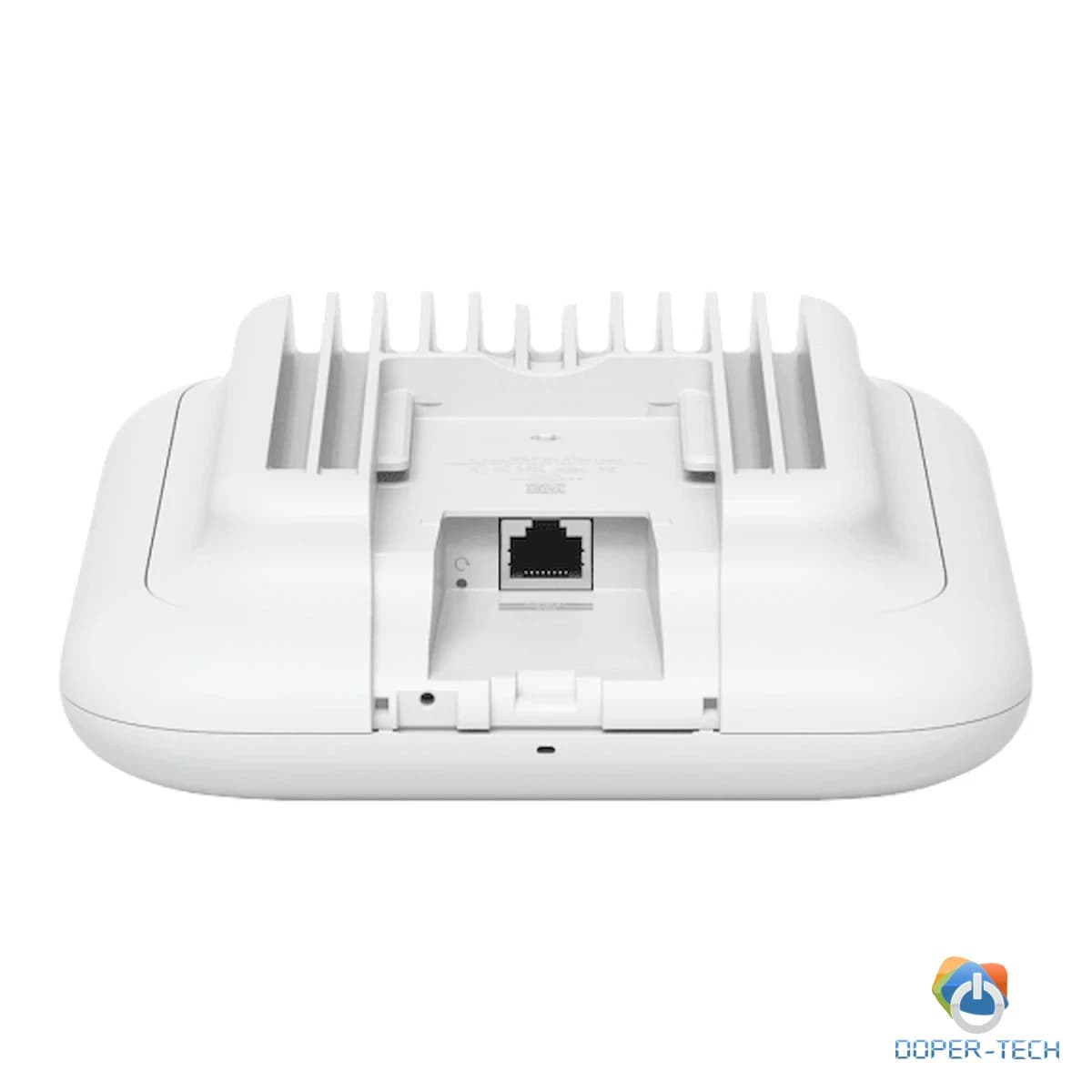 Pristupna točka Ubiquiti UniFi U7 Outdoor Wi-Fi 7 2,5 GbE PoE+ – donja strana s priključkom