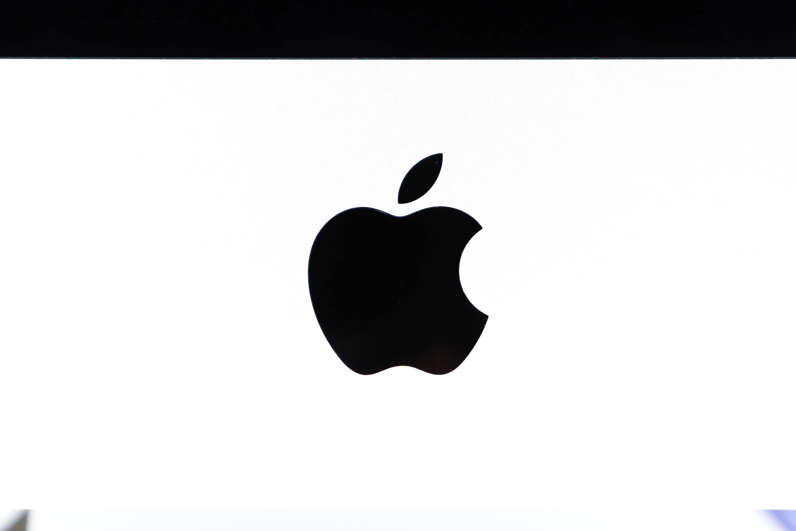 AiO Apple iMac A1418 i5-7400 8GB DDR4 256GB SSD 21.5"